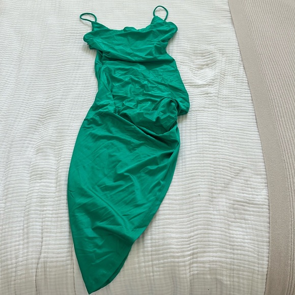 Superdown dress - Picture 2 of 4